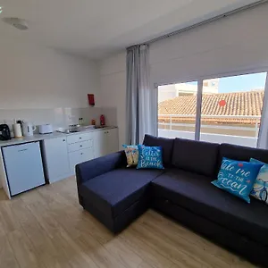 https://kitieos-central-apts-261.larnacahotels.org